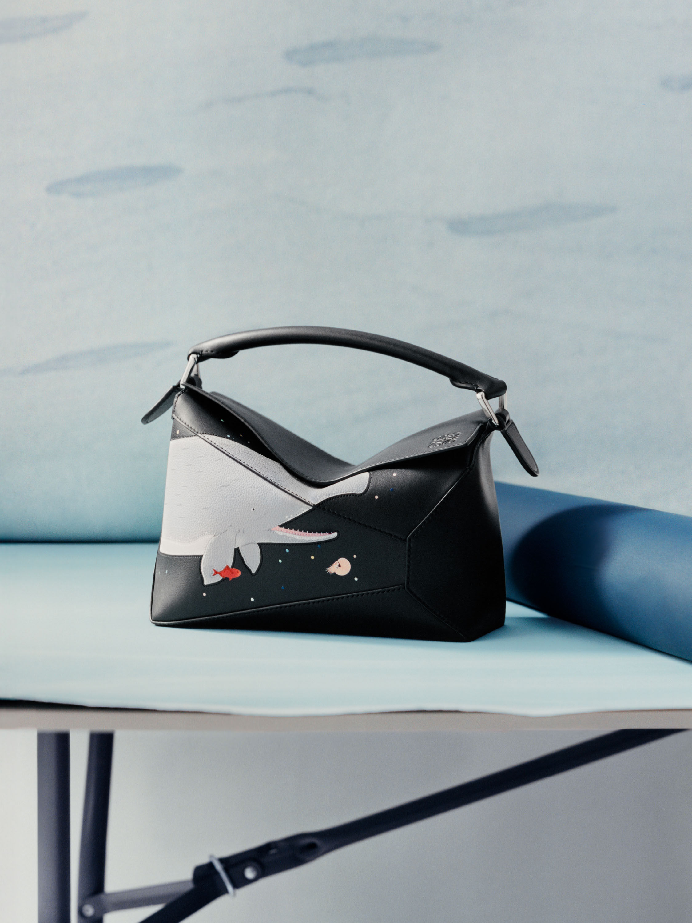 ラグジュアリーなホリデーギフトコレクション： LOEWE x SUNA FUJITA